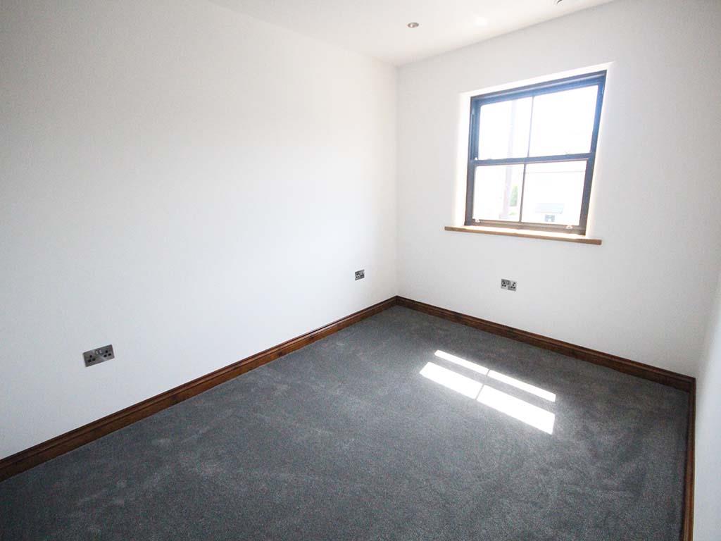 3 bedroom semi-detached house To Let in Barnoldswick - IMG_6403.JPG